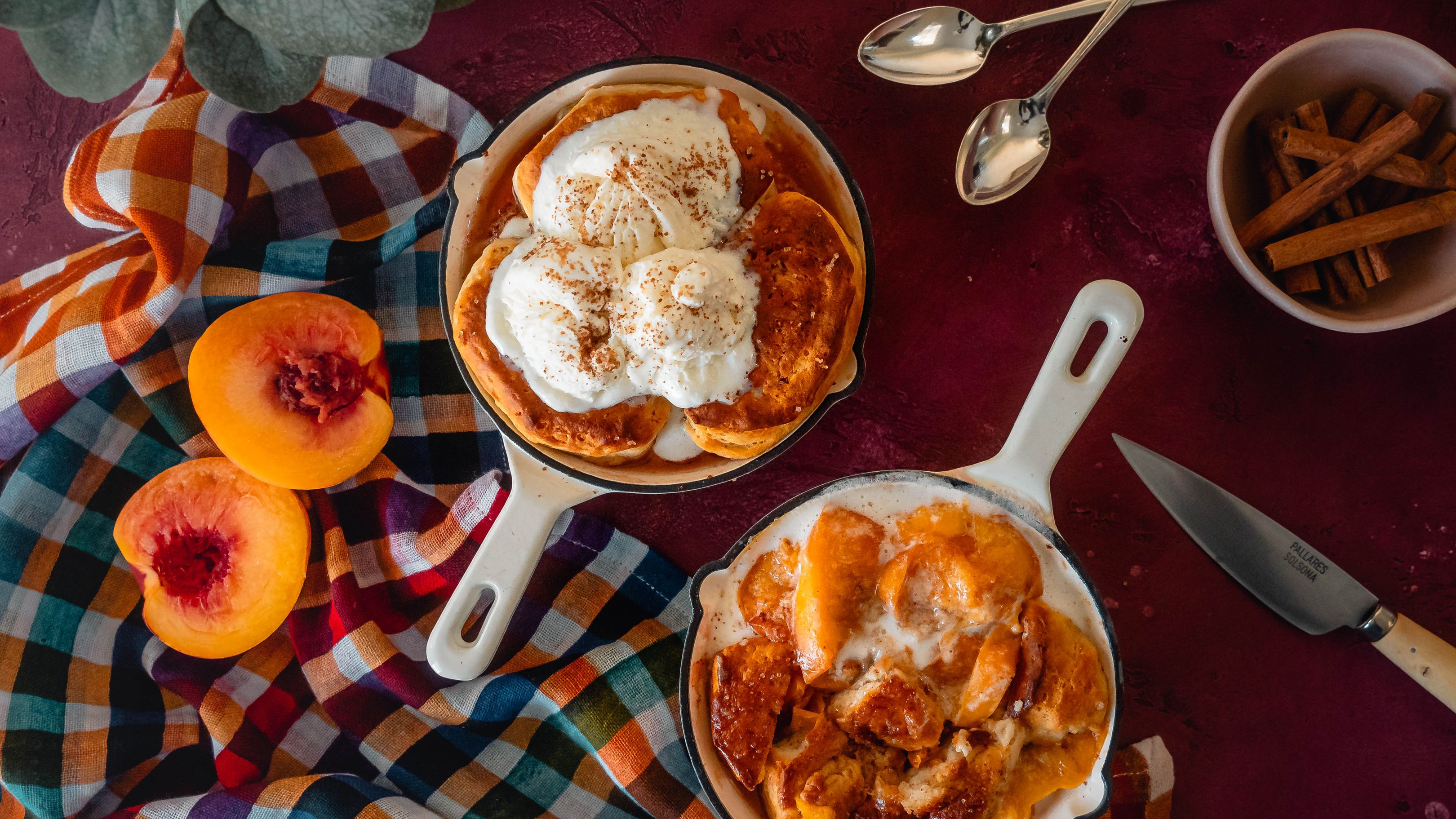 Easy Peach Cobbler with Vanilla Ice Cream