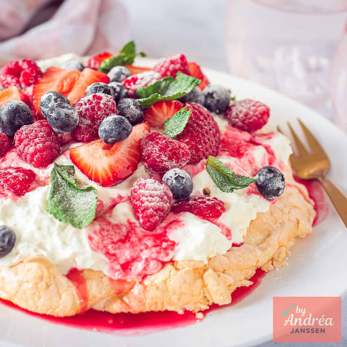 Classic Pavlova with Fresh Cream and Fruit