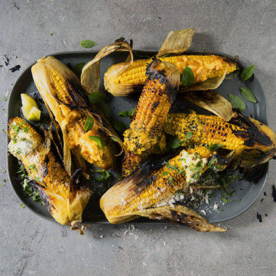 Braaied Mielies with Garlic Butter
