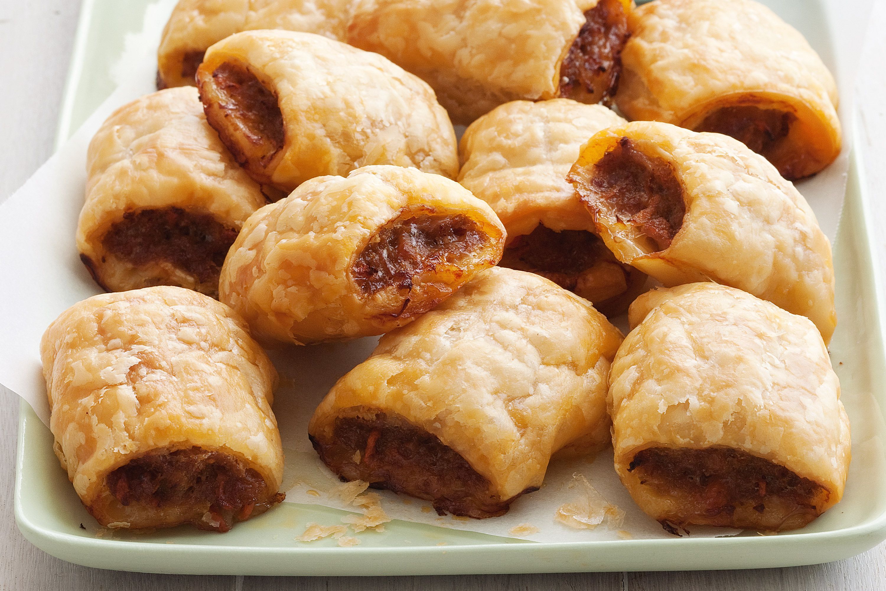Easy Home-Made Sausage Rolls